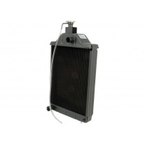 Radiateur 636x405x72 mm 3 rangées Massey Ferguson 165 265 275 285 - Réf. 897358M4 / 885411M93  - 1