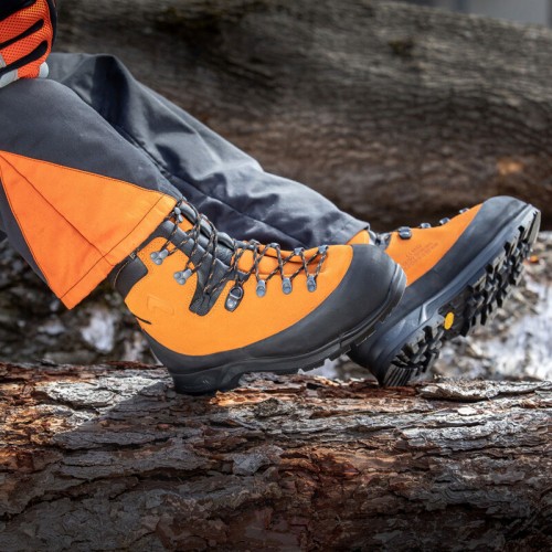 Bottines anticoupures orange EU42 UK8 réf. 603112.8.0  - 1
